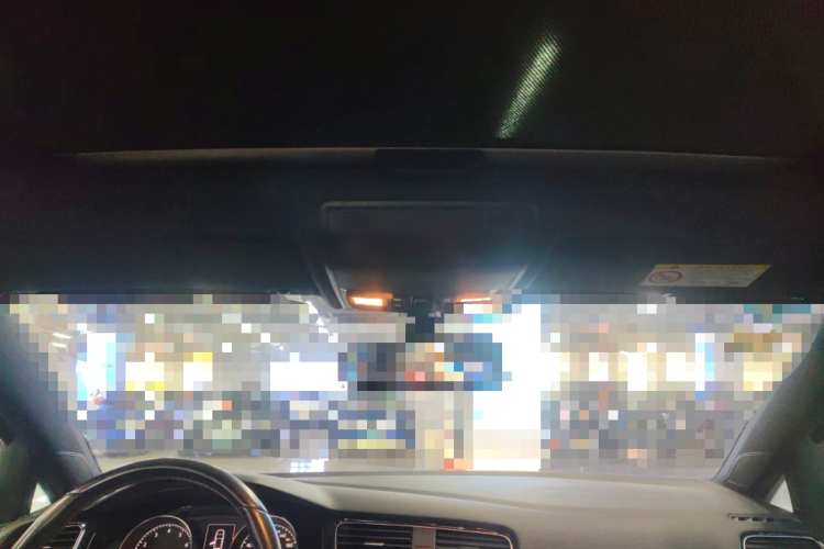 Volkswagen Golf 2018 immagine di auto #18