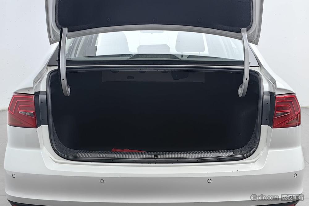 Volkswagen Bora 2022 car image #23