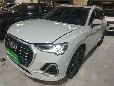Audi Q3 2022 car image 