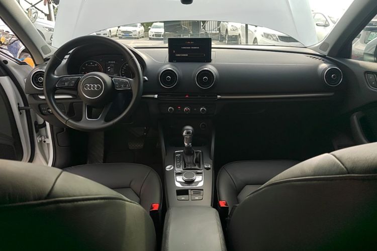 Audi A3 2018 #11 Audi A3 2018 car image #11