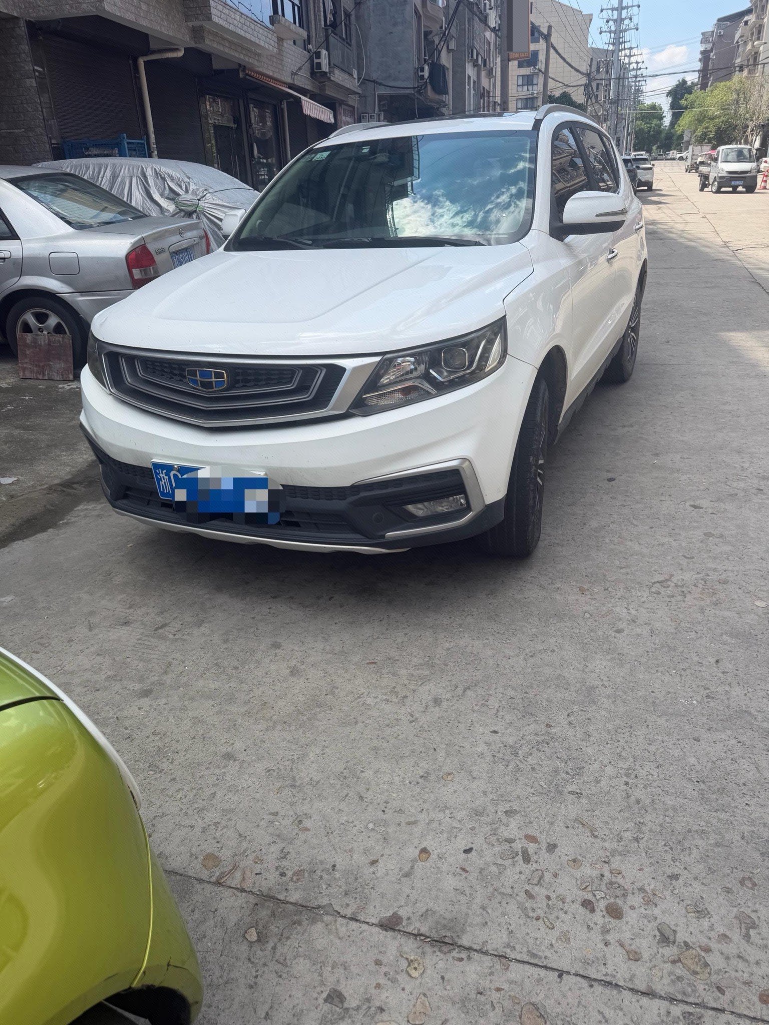 GEELY Vision X6 2018 car image 