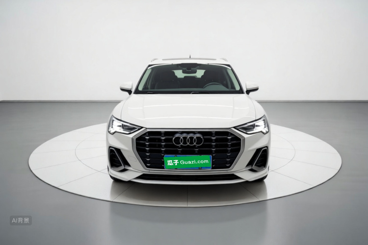 Audi Q3 2019 car image #3