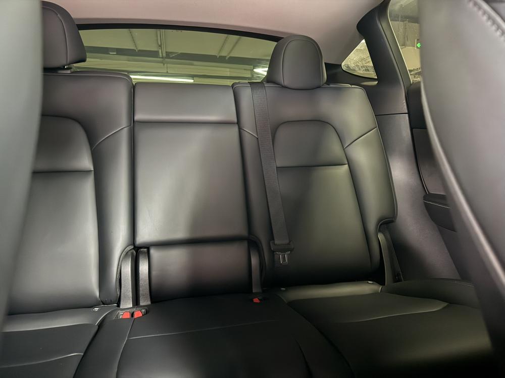Tesla Model Y 2024 car image #13