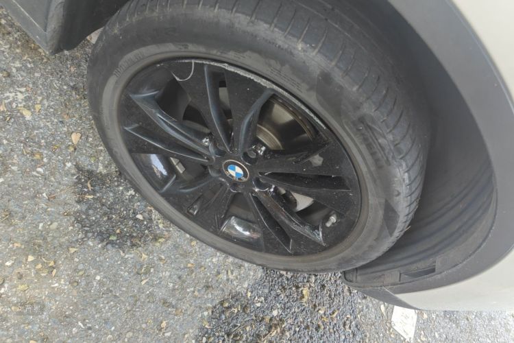 BMW X1 2020 car image #9