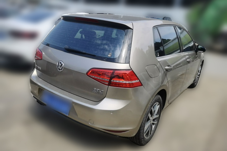 Volkswagen Golf 2016 car image #7