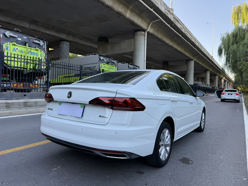 Volkswagen Bora 2021 صورة سيارة #4