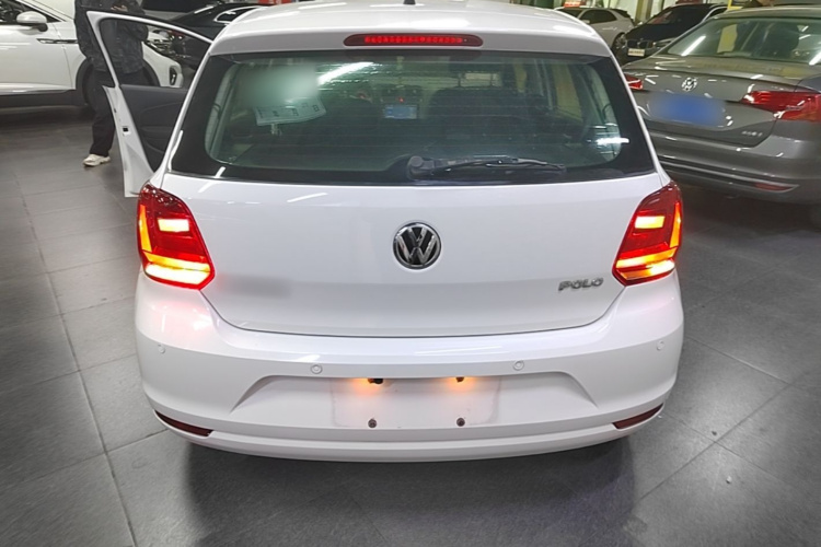Volkswagen Polo 2016 #6 Volkswagen Polo 2016 car image #6