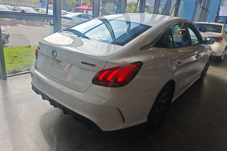 MG 5 2024 imagen de coche #7