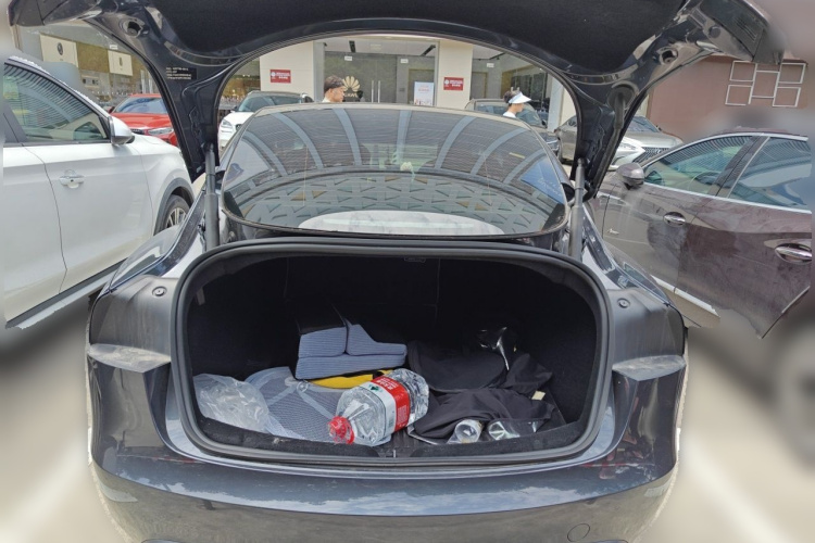 Tesla Model 3 2024 #21 Tesla Model 3 2024 car image #21