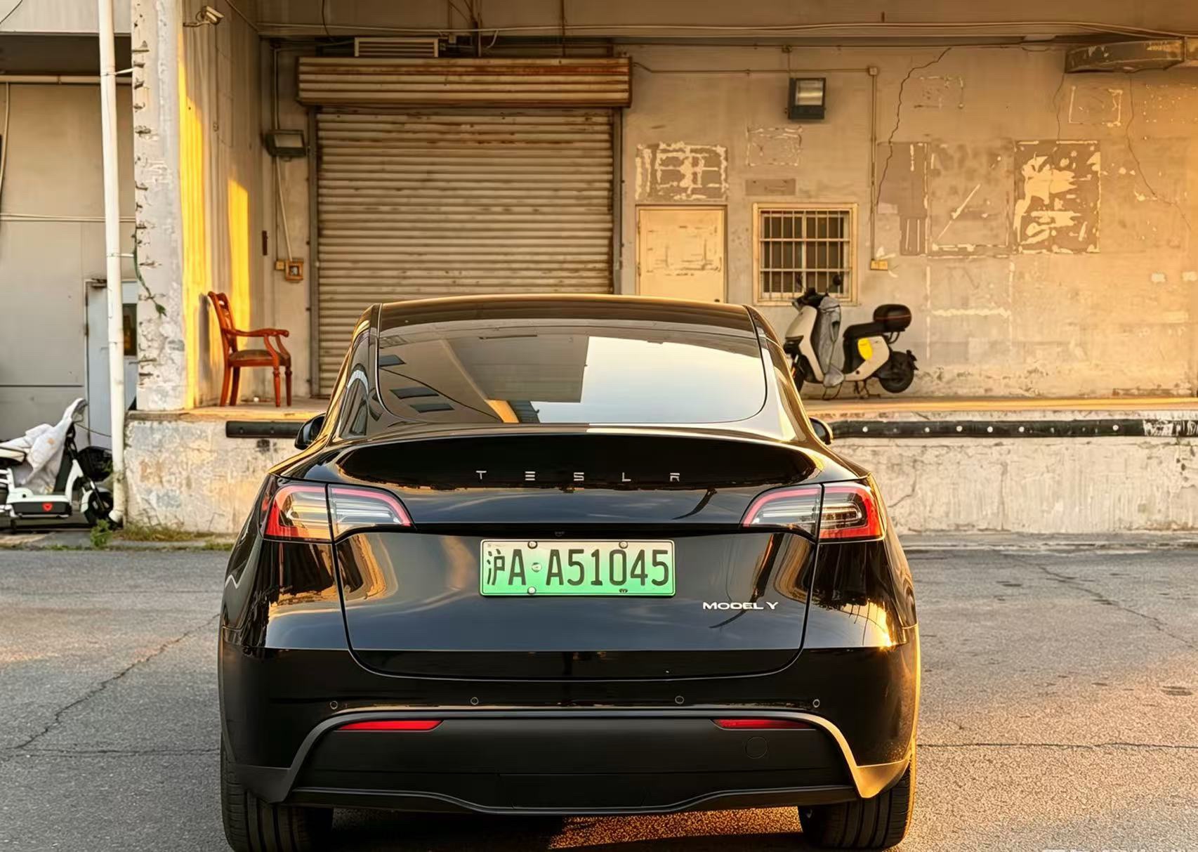 Tesla Model Y 2024 #5 Tesla Model Y 2024 صورة سيارة #5