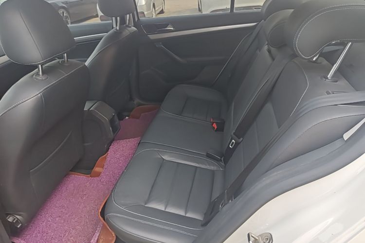 Volkswagen Lavida 2016 car image #17