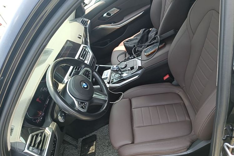 BMW 3 Series 2021 #15 BMW 3 Series 2021 car image #15