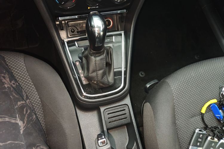 2022 immagine di auto #14