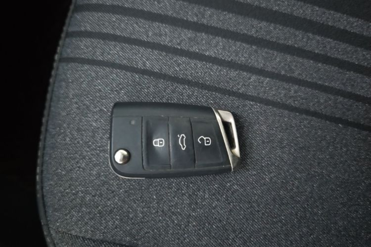 Volkswagen Tharu 2021 #14 Volkswagen Tharu 2021 immagine di auto #14