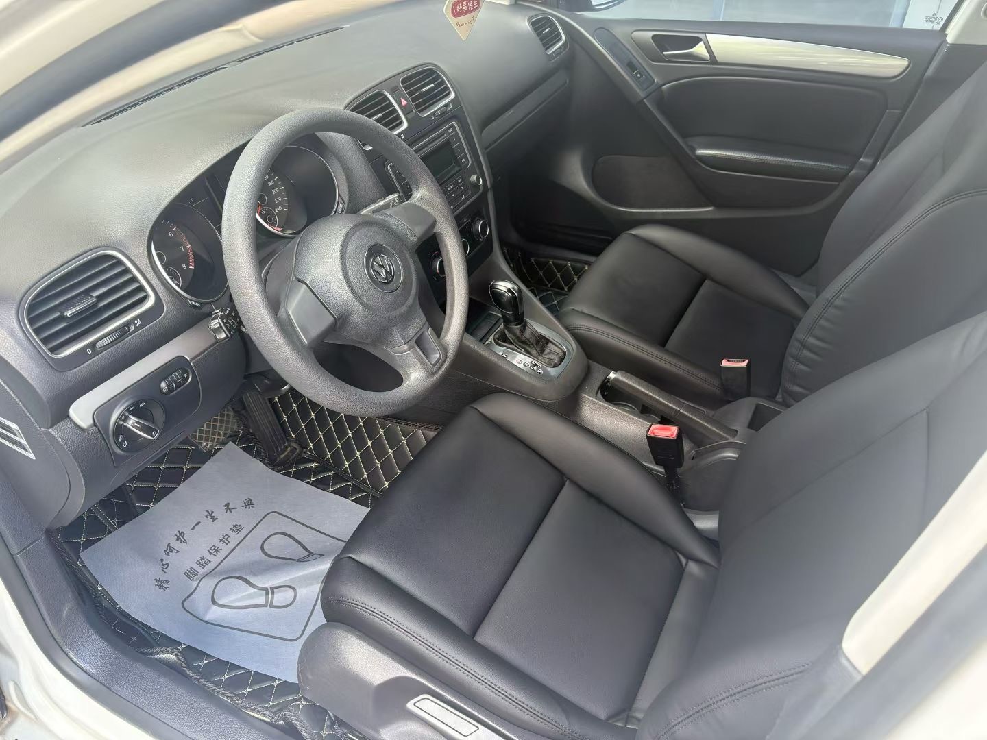 Volkswagen Golf 2013 car image #7