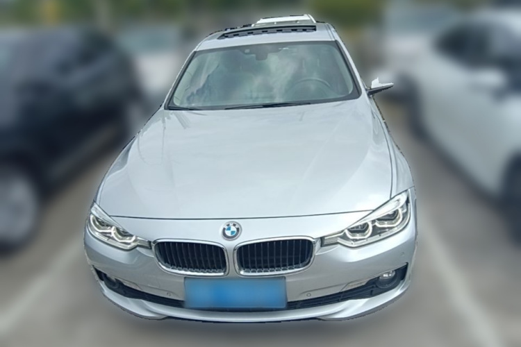 BMW 3 Series 2017 immagine di auto #3