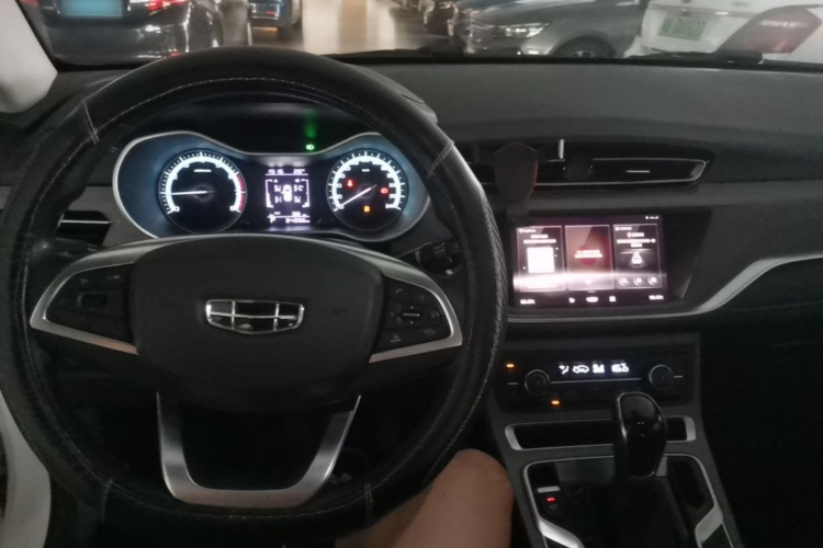 GEELY Emgrand 2022 car image #10