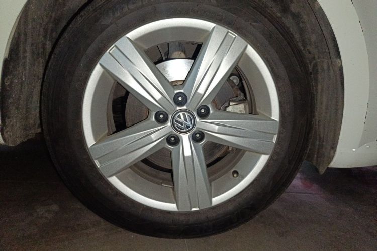 Volkswagen Lavida 2019 #6 Volkswagen Lavida 2019 car image #6