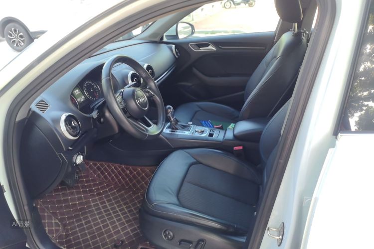 Audi A3 2018 image de voiture #17