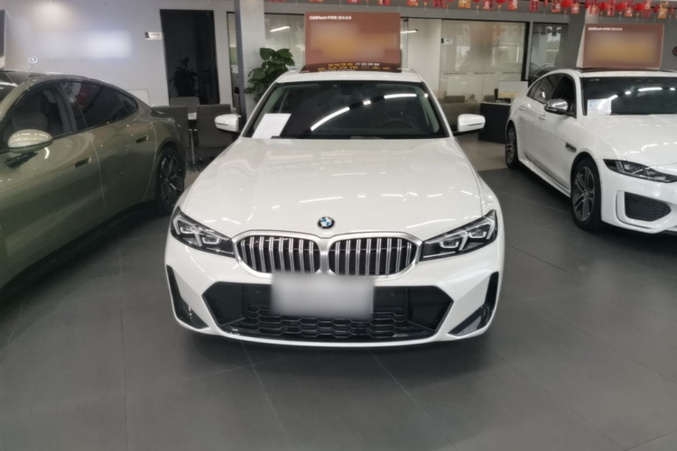 BMW 3 Series 2024 #3 BMW 3 Series 2024 car image #3