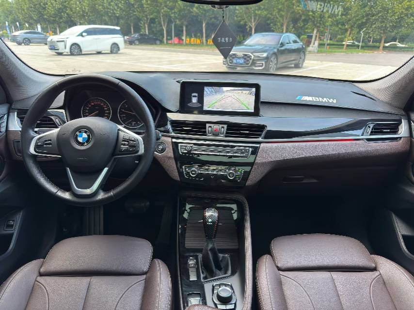BMW X1 2018 #6 BMW X1 2018 car image #6