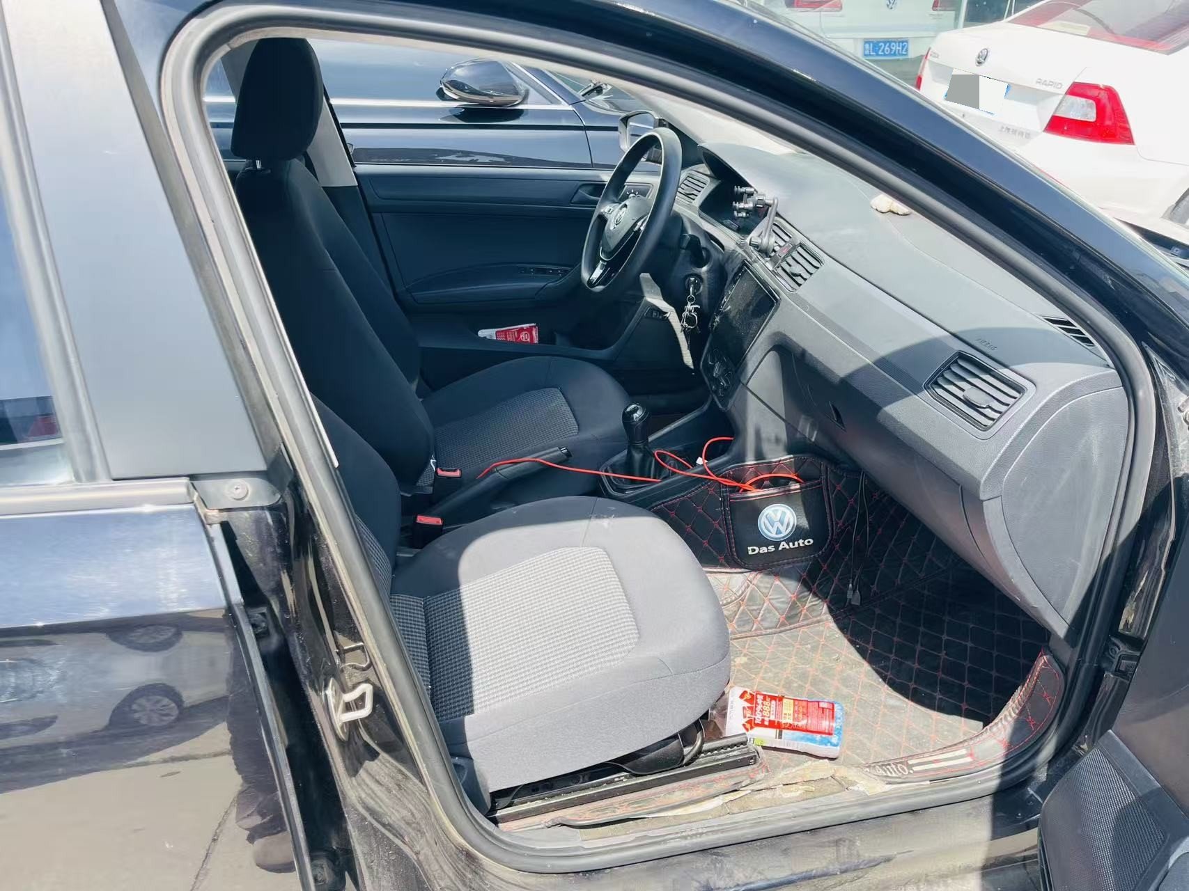 Volkswagen Santana 2021 صورة سيارة #10