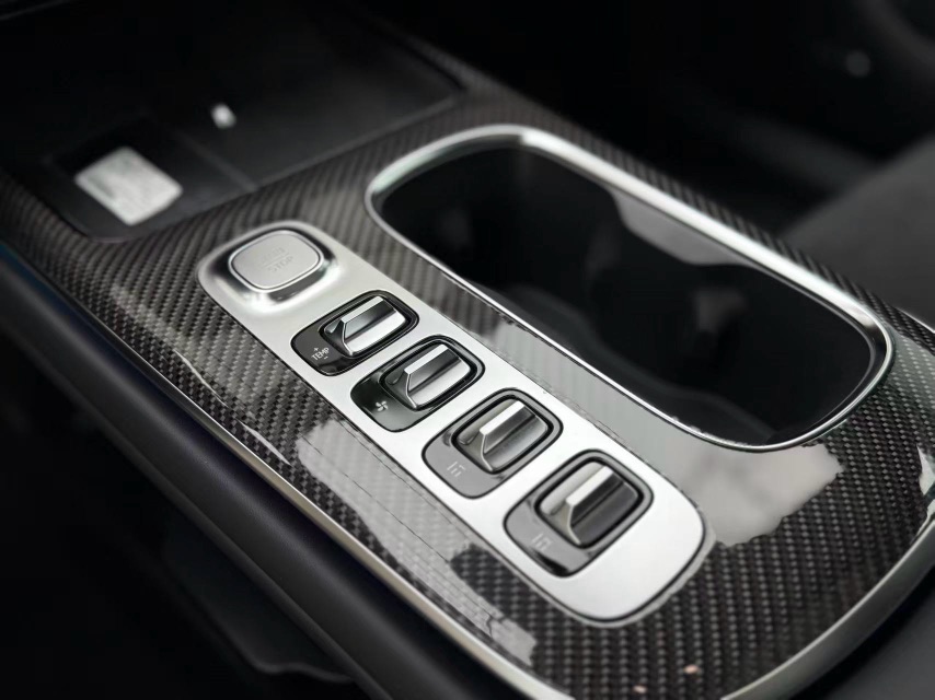 MI SU7 Ultra 2025 imagem de carro #6