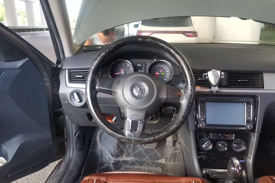 Volkswagen Bora 2013 immagine di auto #22