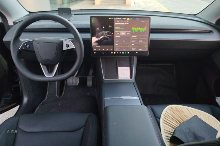 Tesla Model Y 2025 #11 Tesla Model Y 2025 car image #11