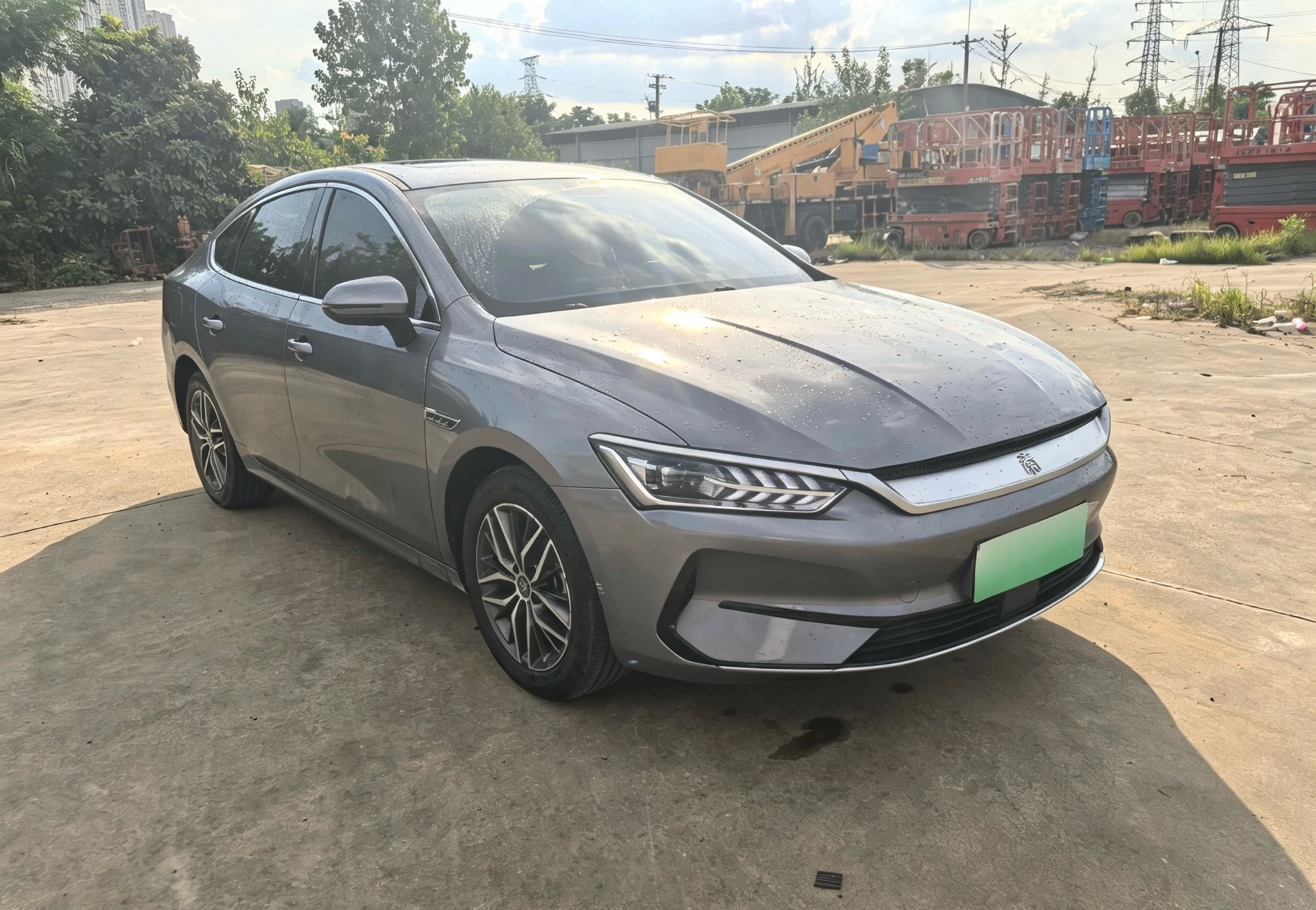 BYD Qin Plus 2023 imagen de coche #2