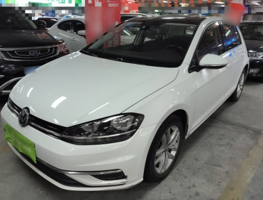Volkswagen Golf 2018 car image 