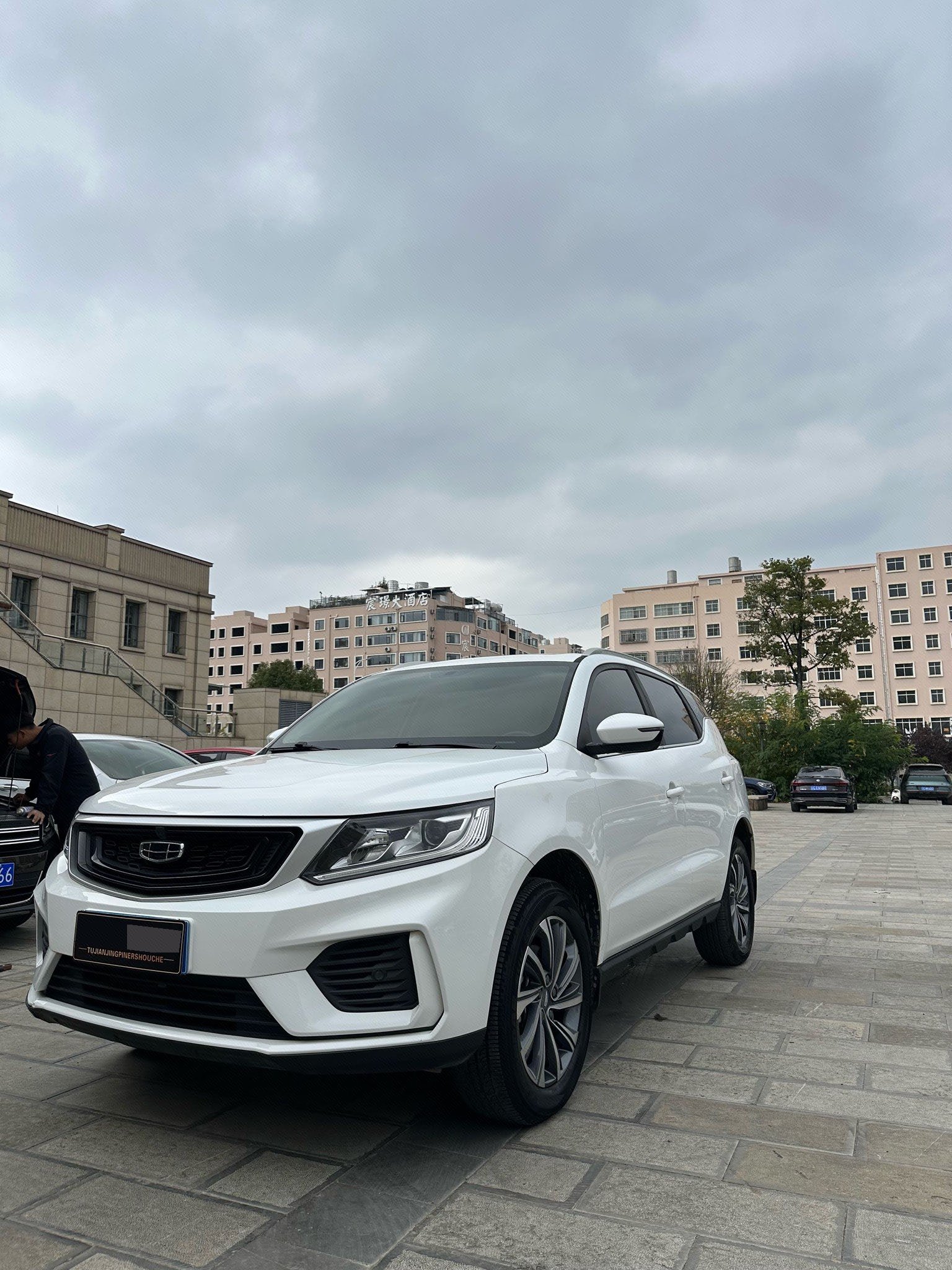 GEELY Vision X6 2021 GEELY Vision X6 2021 car image