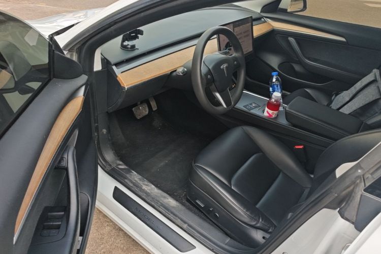 Tesla Model 3 2021 #16 Tesla Model 3 2021 car image #16
