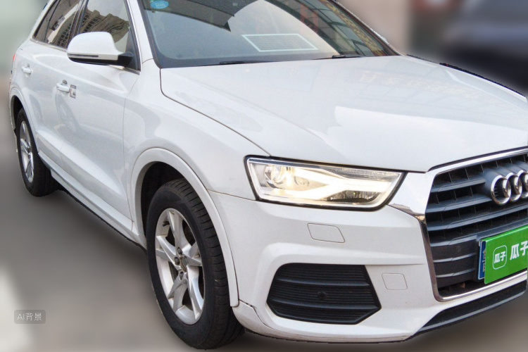 Audi Q3 2017 car image #4