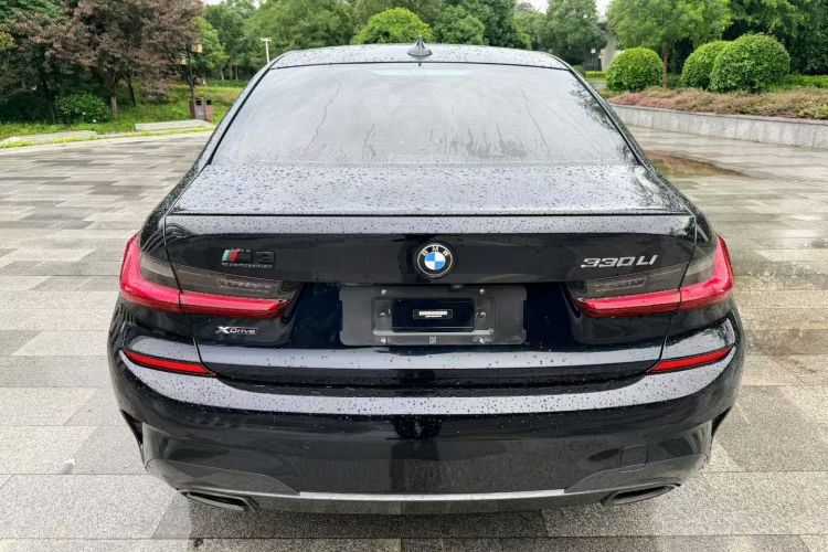 BMW 3 Series 2022 car image #6