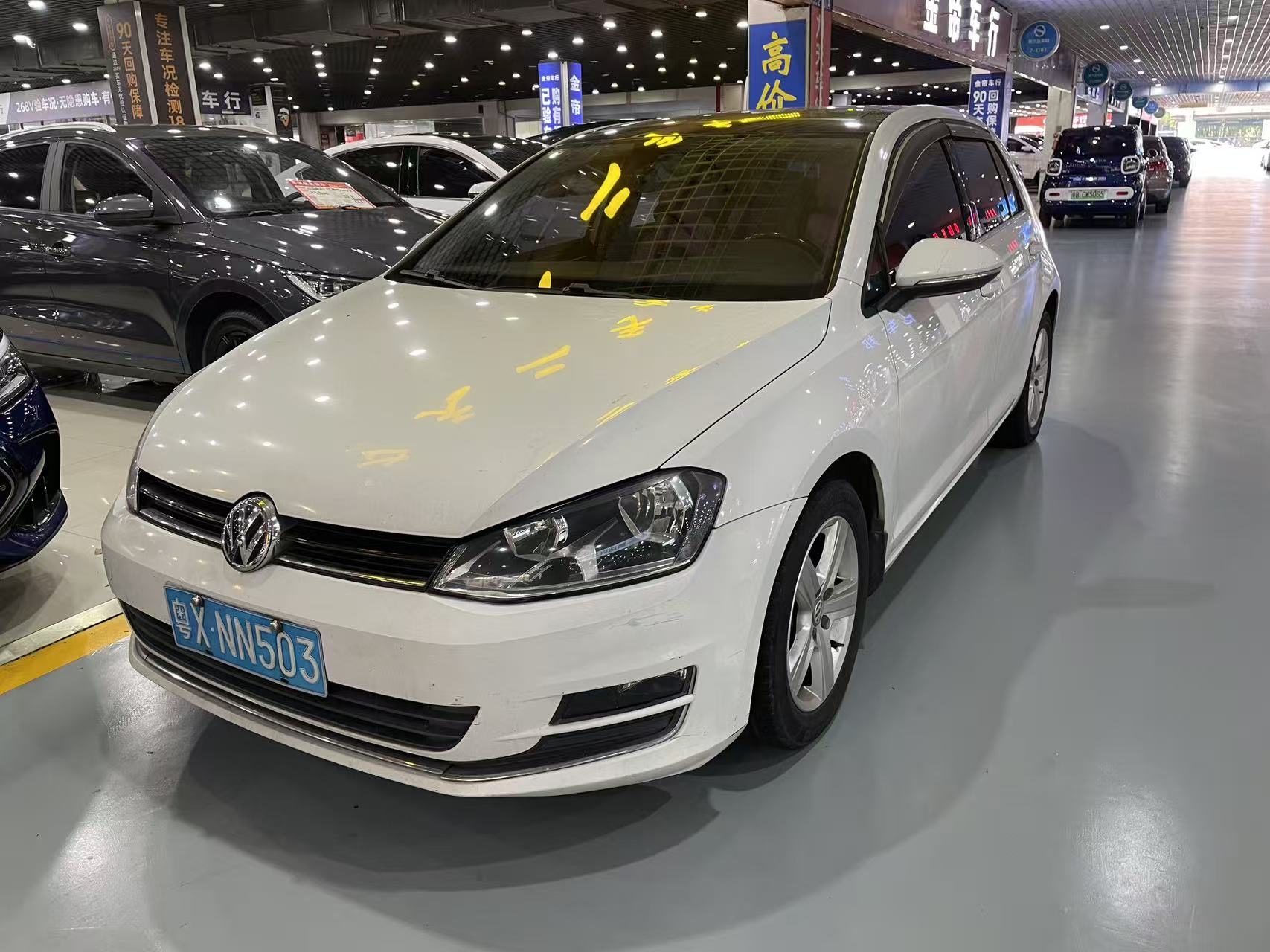 Volkswagen Golf 2016 car image 