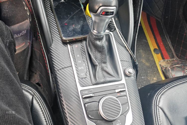 Audi A3 2015 изображение автомобиля #16