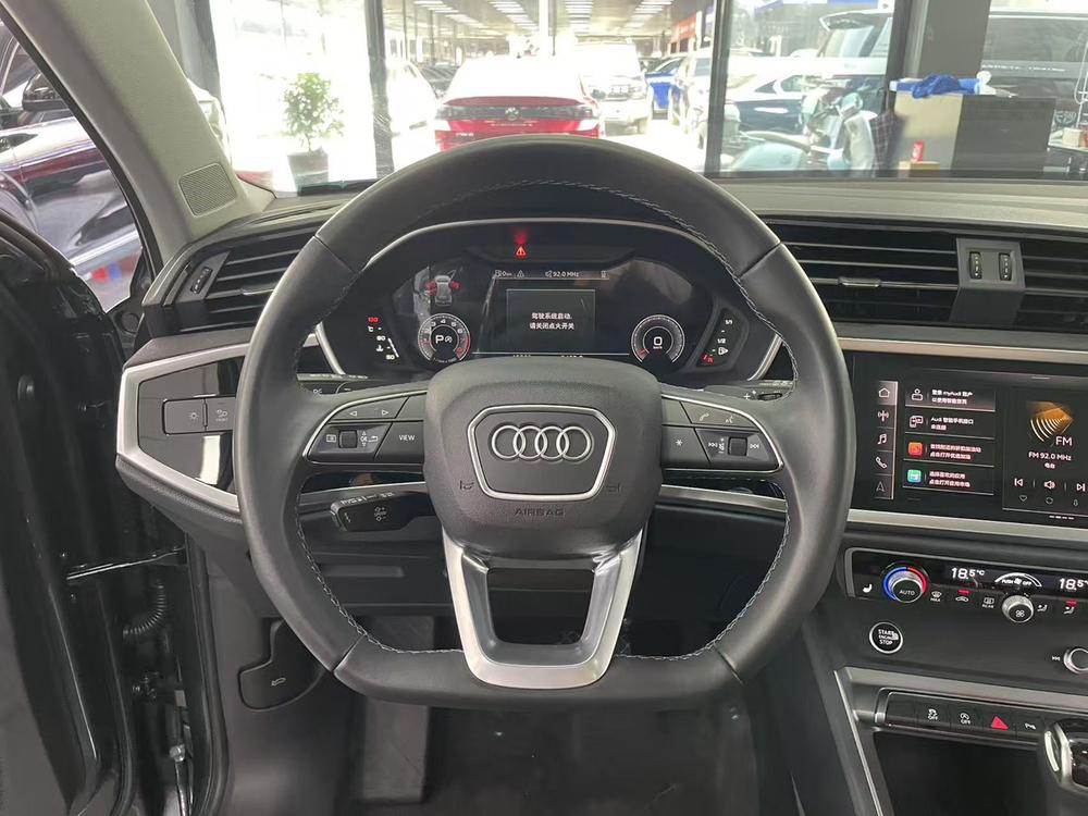 Audi Q3 2022 #14 Audi Q3 2022 car image #14