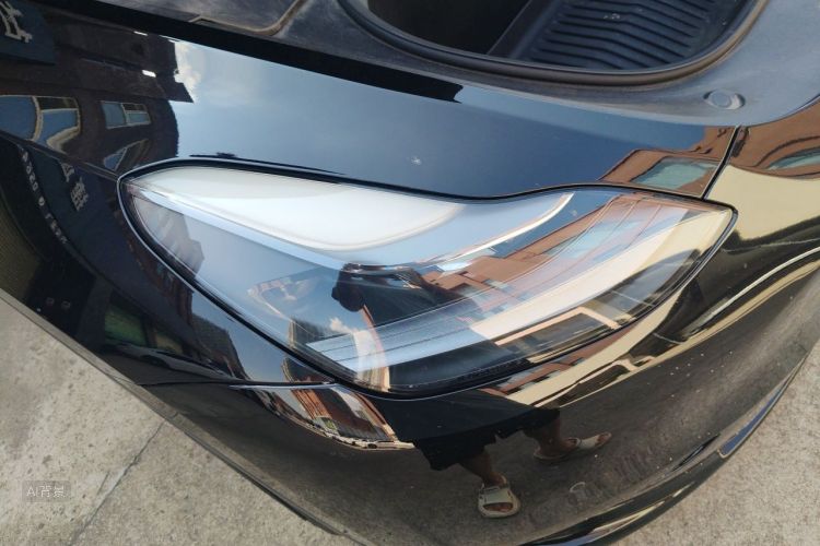 Tesla Model Y 2023 #8 Tesla Model Y 2023 car image #8