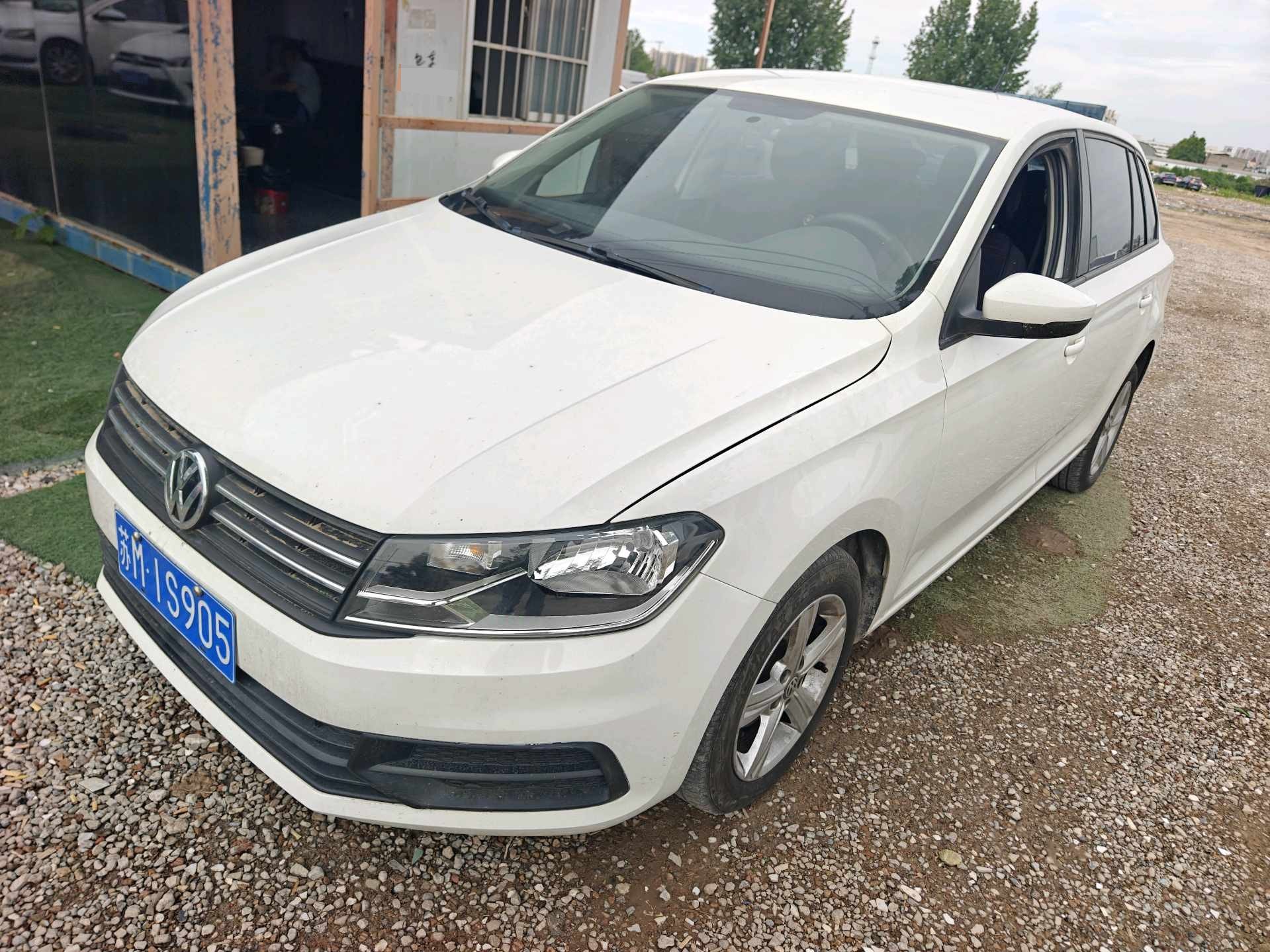 Volkswagen Santana 2016 car image 