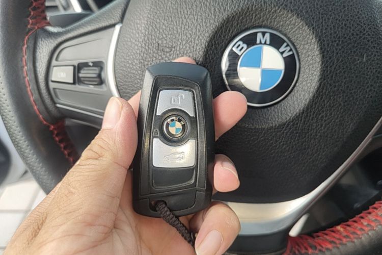 BMW 3 Series 2016 car image #9