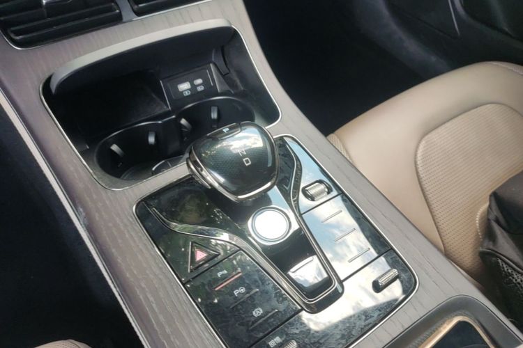 BYD Han 2024 car image #14
