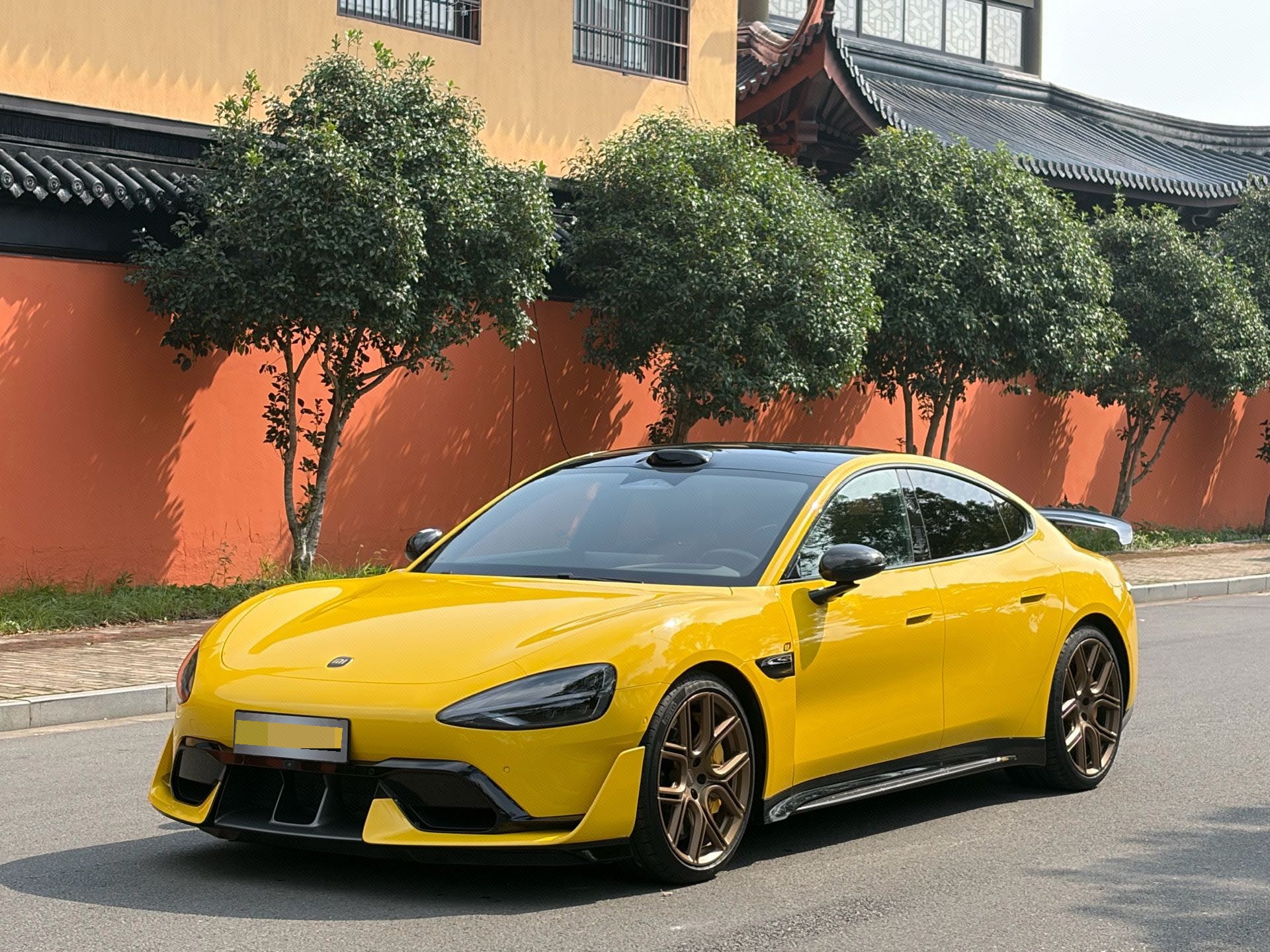 MI SU7 Ultra 2025 MI SU7 Ultra 2025 immagine di auto