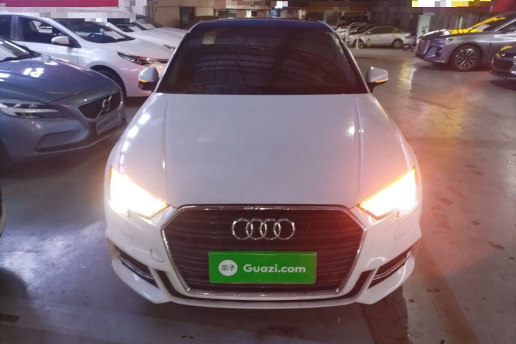 Audi A3 2019 car image #3