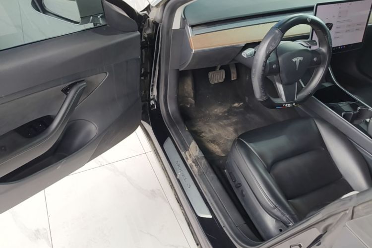 Tesla Model 3 2020 #16 Tesla Model 3 2020 صورة سيارة #16