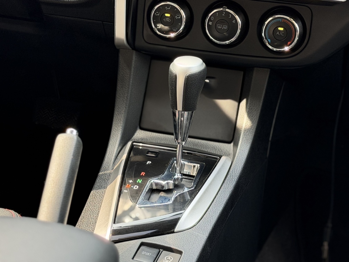 Toyota Corolla 2018 #14 Toyota Corolla 2018 car image #14