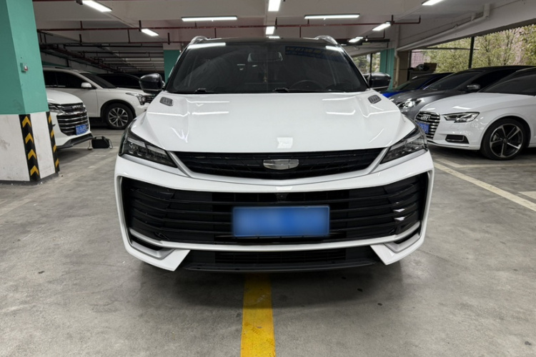 GEELY Coolray 2025 #3 GEELY Coolray 2025 car image #3