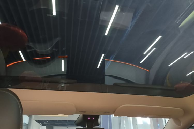 Tesla Model Y 2024 #20 Tesla Model Y 2024 car image #20