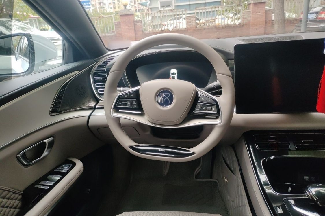 BYD Han 2025 #22 BYD Han 2025 изображение автомобиля #22
