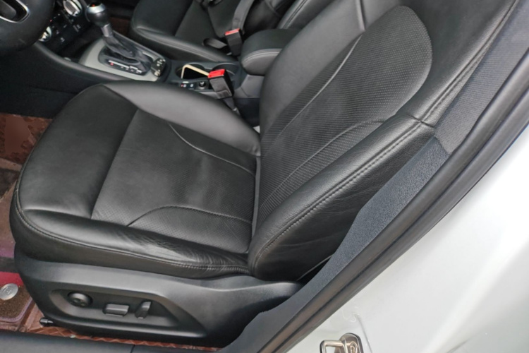 Audi Q3 2015 #15 Audi Q3 2015 car image #15